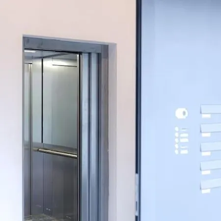 Lulex Iii - Traumhafte In 1 Og Links Appartement Neuss